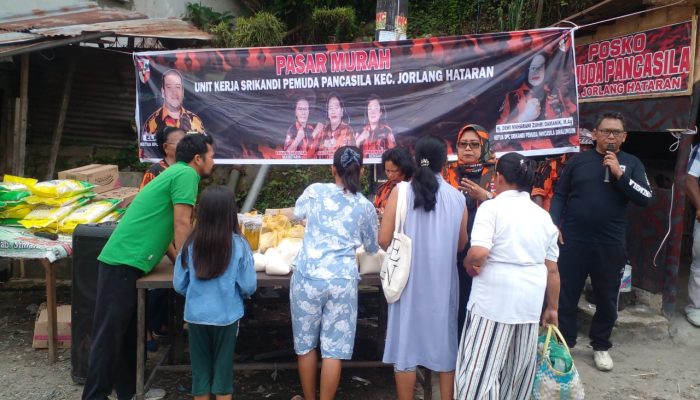 Jelang Perayaan HUT ke 66 PP, Srikandi DPC Simalungun Gelar Pasar Murah