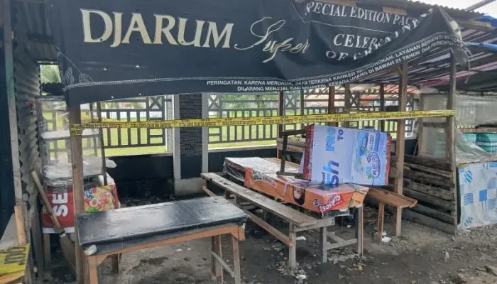 Mayat Pria Tanpa Identitas Ditemukan di Sebuah Warung