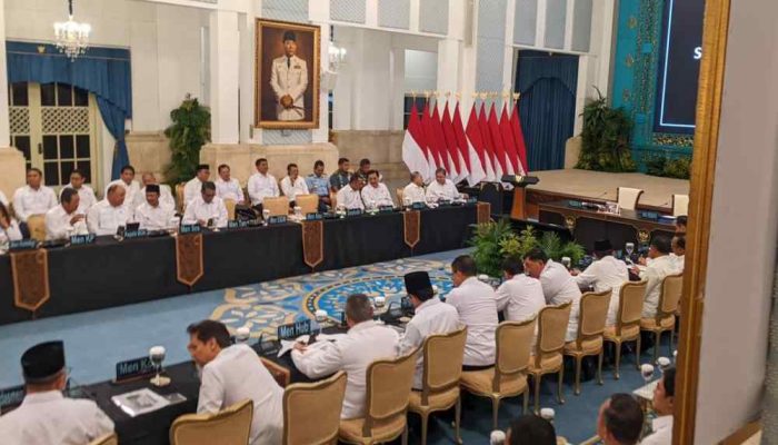 Presiden Larang Pejabat Datang ke Lokasi Bencana Untuk Foto-Foto